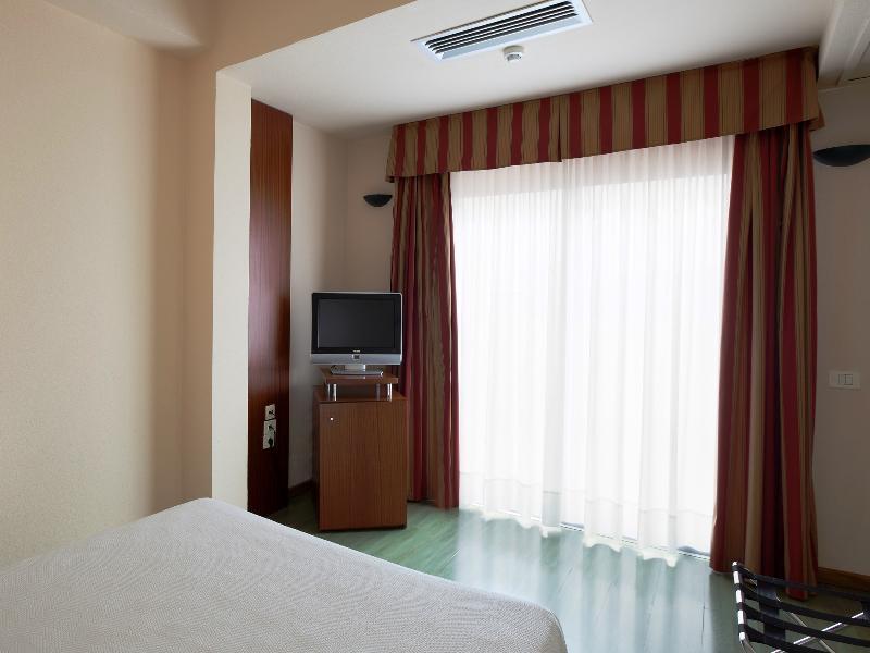 Nh Las Palmas Playa Las Canteras Zewnętrze zdjęcie